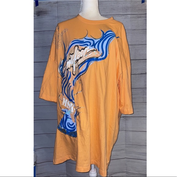 Other - NWT MENS Hand Painted Crew T Shirt